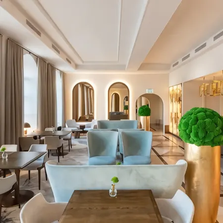 Grand Hotel Vilnius, Curio Collection by Hilton