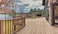 Large Bay Lake Lakefront Cabin w/Game Room & Water-View Deck, Dock and more… - Chalets