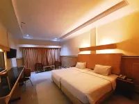 Hotel Grand Duta Syariah 파사르 신데 주변 호텔