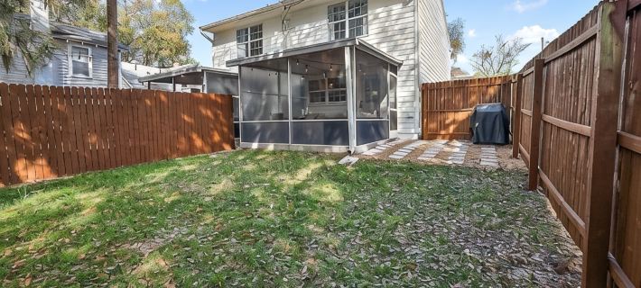 Closest Stay to Downtown Mt Dora - Renovated - Walk Everywhere - 5-Star Reviews Hotels in Mount Dora