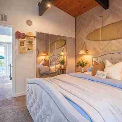 Panoramic Ocean Views, Private Heated Pool, Spa, and Waterslide! Rooms