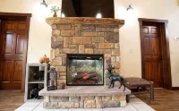 Adirondack River Lodge/ Spectacular Waterfalls/ Natural swimming pools. - Wifi