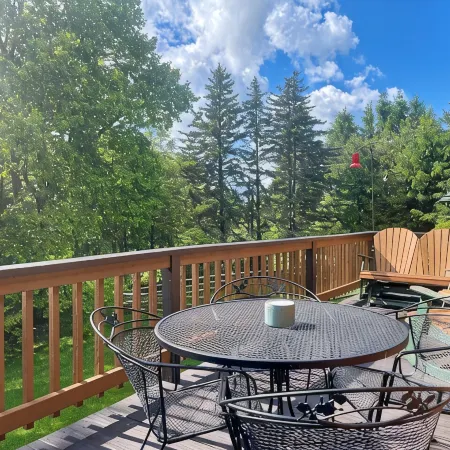 Peaceful Cabin Retreat  - 5 Miles to Downtown Blowing Rock!
