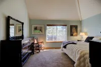 "The Lodge" At Pagosa's Dutton Canyon/Hot Tub/Gas FP Stove/Pool Table/Pets - Balkoner