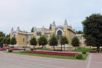 Glavnye Narzannye Vanny Health Resort - parking