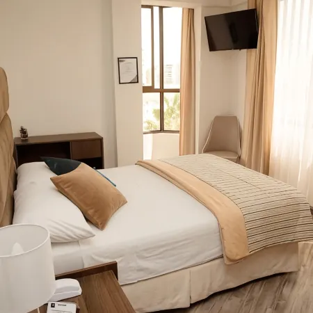Hotel Viaggiatore Отели в г. Кочабамба