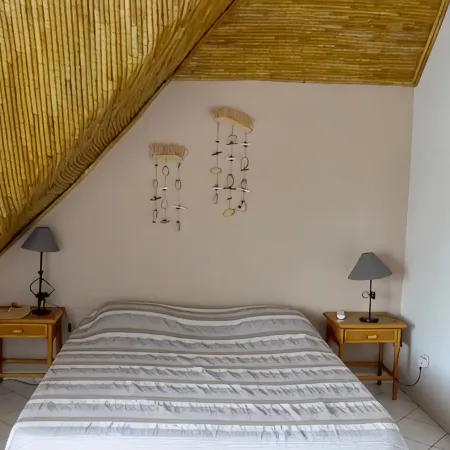 Swimming pool villa in secure residence with dream beach! 150 m from shops