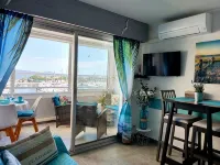 IMPREGNABLE VIEW ON THE PORT OF PLAISANCE - SEA 50 M - Wifi