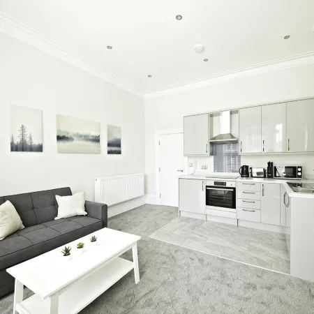 Deluxe 1 bedroom apartment