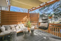 Harpers Ferry Luxury, Spa Bathroom, Movie Room, high-end design and furnishings
