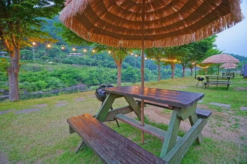 Ceongju Keurepaseupensyeon - 4-Star