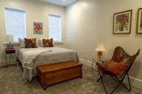 Waterfront Apartment, 2nd floor unit - Wifi