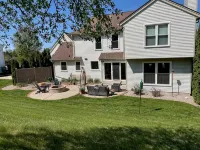 Beautiful Waukesha Home - Homestays