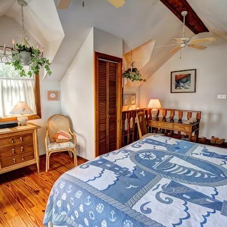 La Petit Maison, is a waterfront two-story cottage near Kemah,TX