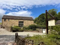 The Oaks - Award Winning Barn Conversion In Hope Village Near To Castleton
