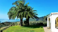 Großzüg. House with panoramic views of sea, mountains & valley + optional apartment - Wifi