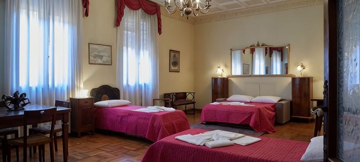 da Selly Hotel a Mantova