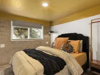 Casa Bruna creekside home in the heart of the Gorge Hotels in Carson River Valley