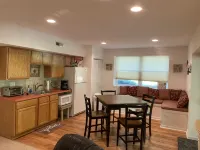 1 Bedroom minutes to beach & a block to trail with  private entrance . - Apartments