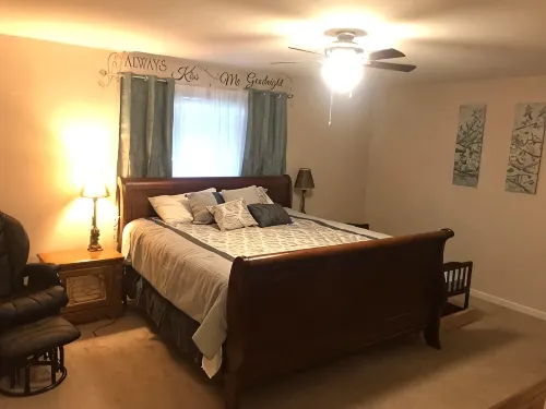 Beautiful 3 bed 2 bath house 2mi from ferry to downtown Seattle - piscina