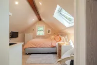 Studio Apartment at The Shire - Cape Cod - Apartments