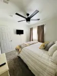 Beautiful, 3 Bedroom , 2Bath ,Heated Pool , Pool Table - WiFi