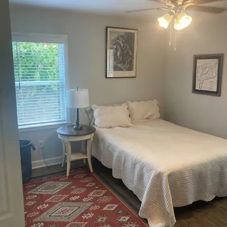 Great weekend getaway just a mile from downtown!