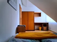 Geräumige Ferienwohnung "dresdner Stadt-terrasse" für 5 Erw., Kinder Willkommen - 2-Star