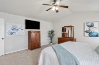 Top Notch Townhouse with Arcade - Kitchens