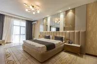Firdavsi Hotel - พร้อมระเบียง