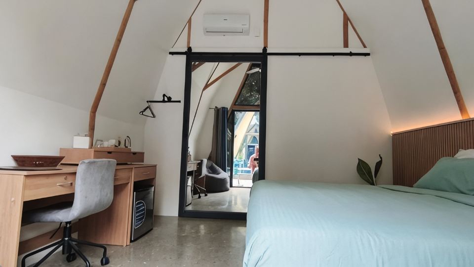 Lokal Hotels Dauin