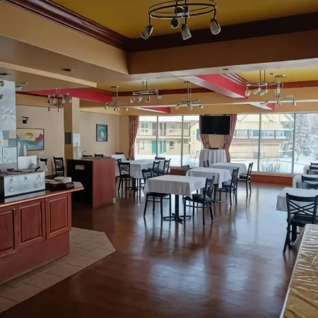 Lakeview Inns & Suites - Hinton