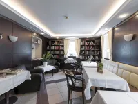 Hotel Sandwirth - Завтрак