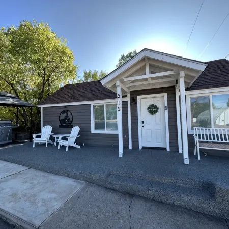 *Remodeled* Taber Street Railroad House