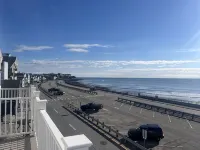 The Great Escape II. Newly renovated and beautiful Unit on Hampton Beach. - Homestays