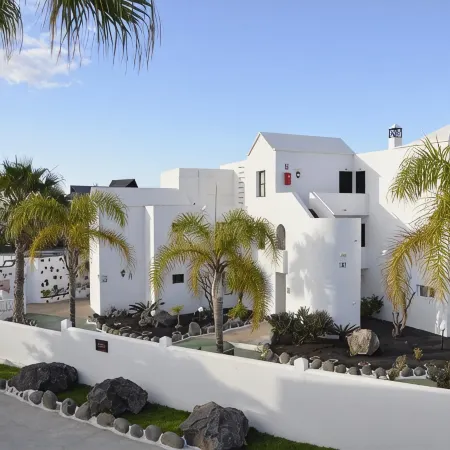 Hotel Siroco - Adults Only 18