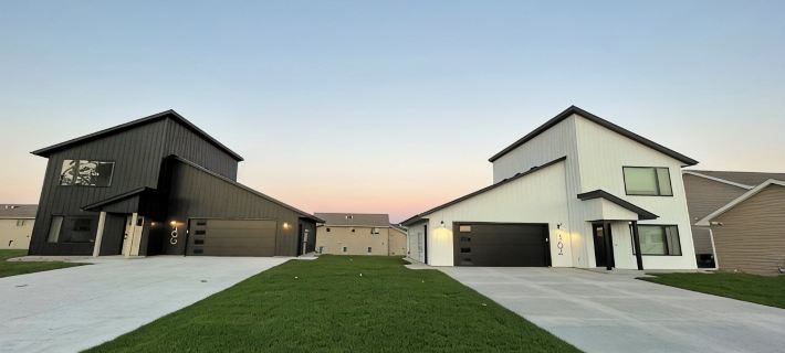 -The Cotton House- Modern, Clean, Close to MSU! Hotels in Mankato