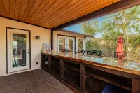 4 Bedrooms, Full Kitchen, Pool table, BBQ, Garage & RV Parking, Golf, Hiking -  Privatzimmer