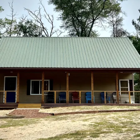 Recently Constructed, Little O Cabin Close to Baldwin-Wolf Lake