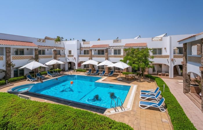 Camel Dive Club & Hotel - Boutique Hotel