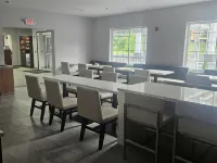 Wingate by Wyndham Youngstown/Austintown - 朝食