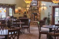Hearthstone Inn & Suites - breakfast