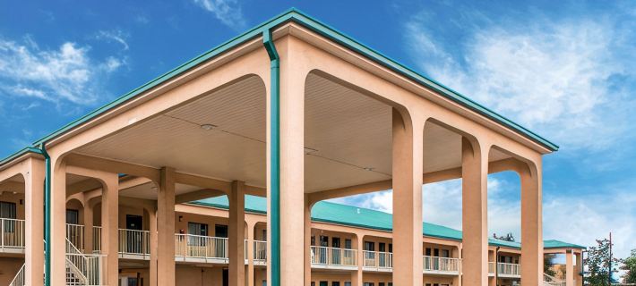 Econo Lodge Inn & Suites Hotels in Dougherty County