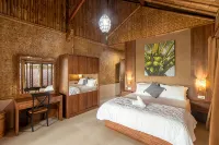 3BR Pool & Mountain View Modern Bamboo - Family Only -  Casas de vacaciones