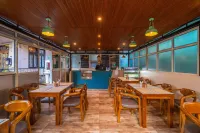 Zostel Shillong - Bãi đậu xe
