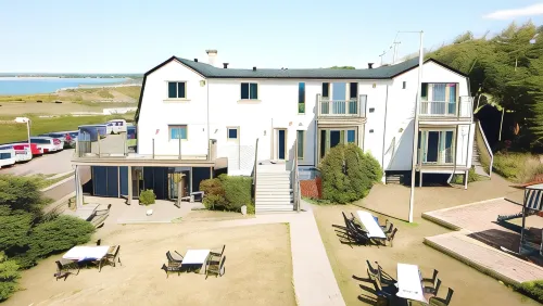 Vejby Strand Hotel - 3-Star