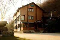 Abant Yayla Dagevi - Parkplatz