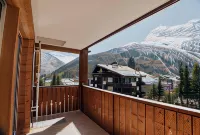 Wellnesshotel Schweizerhof - con vistas a la montaña