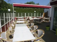 Dolce Vita Hotels in Fouquieres-les-Bethune