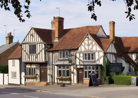 The Woolpack Inn Отели в г. Фееринг